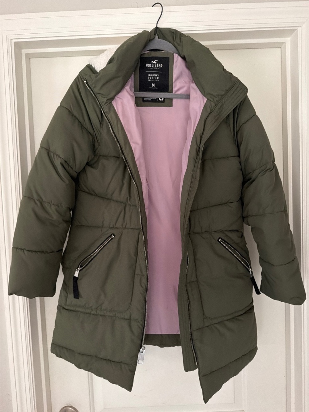 Hollister Puffer Jacket